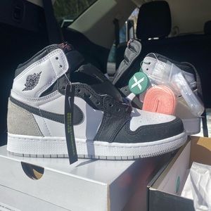 ⚡️BRAND NEW⚡️Air Jordan 1 High OG Stage Haze (Bleached Coral) !! Size:6Y